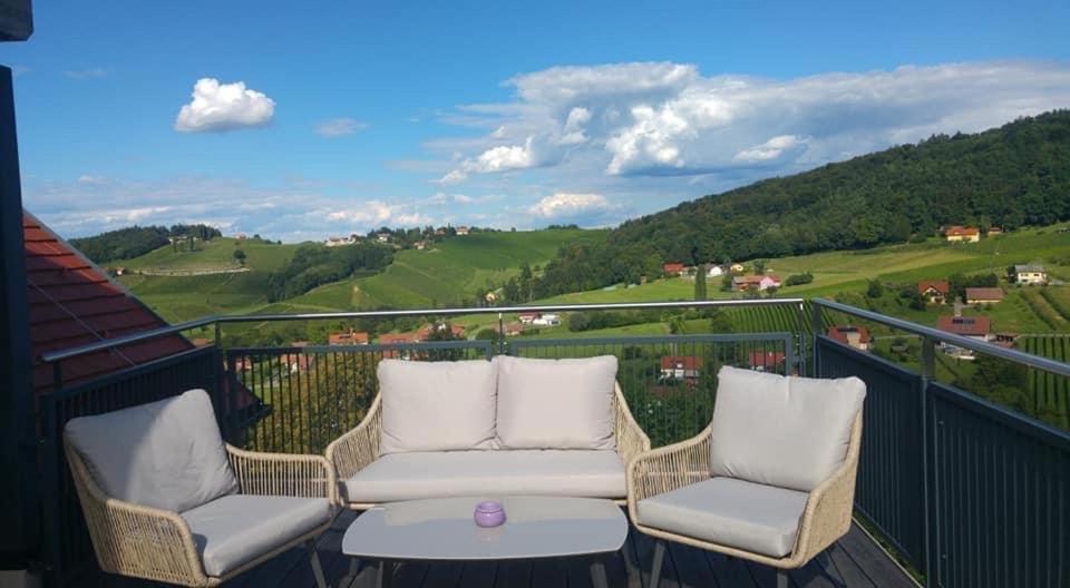 Zweytick Gaestezimmer Weingut Ratsch an der Weinstraße 外观 照片